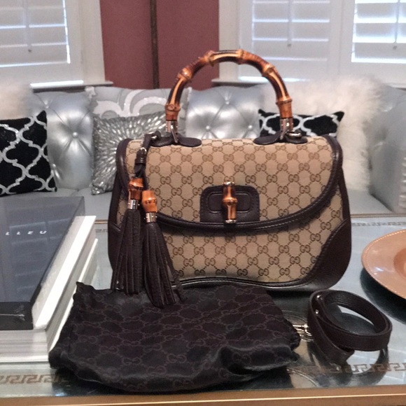 Gucci Handbags - Gucci bamboo large bag